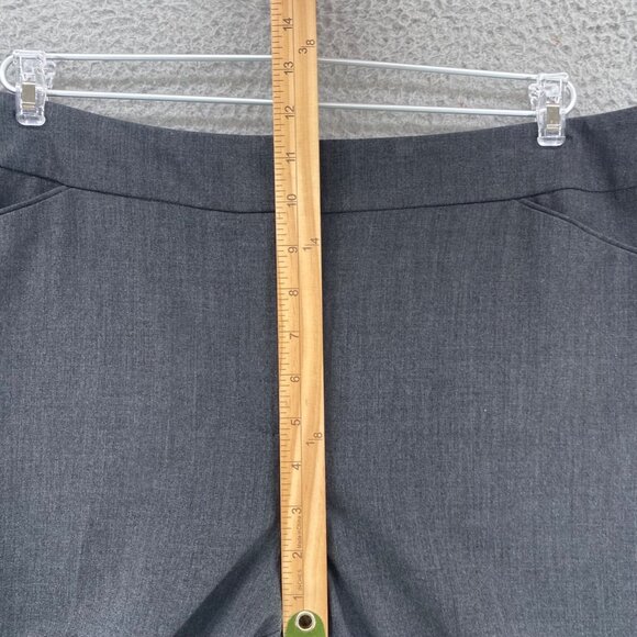 Chicos Pants Womens 2 US 12 Short Gray Stretch Straight Leg Office Career Work - Picture 11 of 13